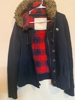Abercrombie & Fitch Navy Jacket with Red Plaid Lining and Faux FurHood y2k Large